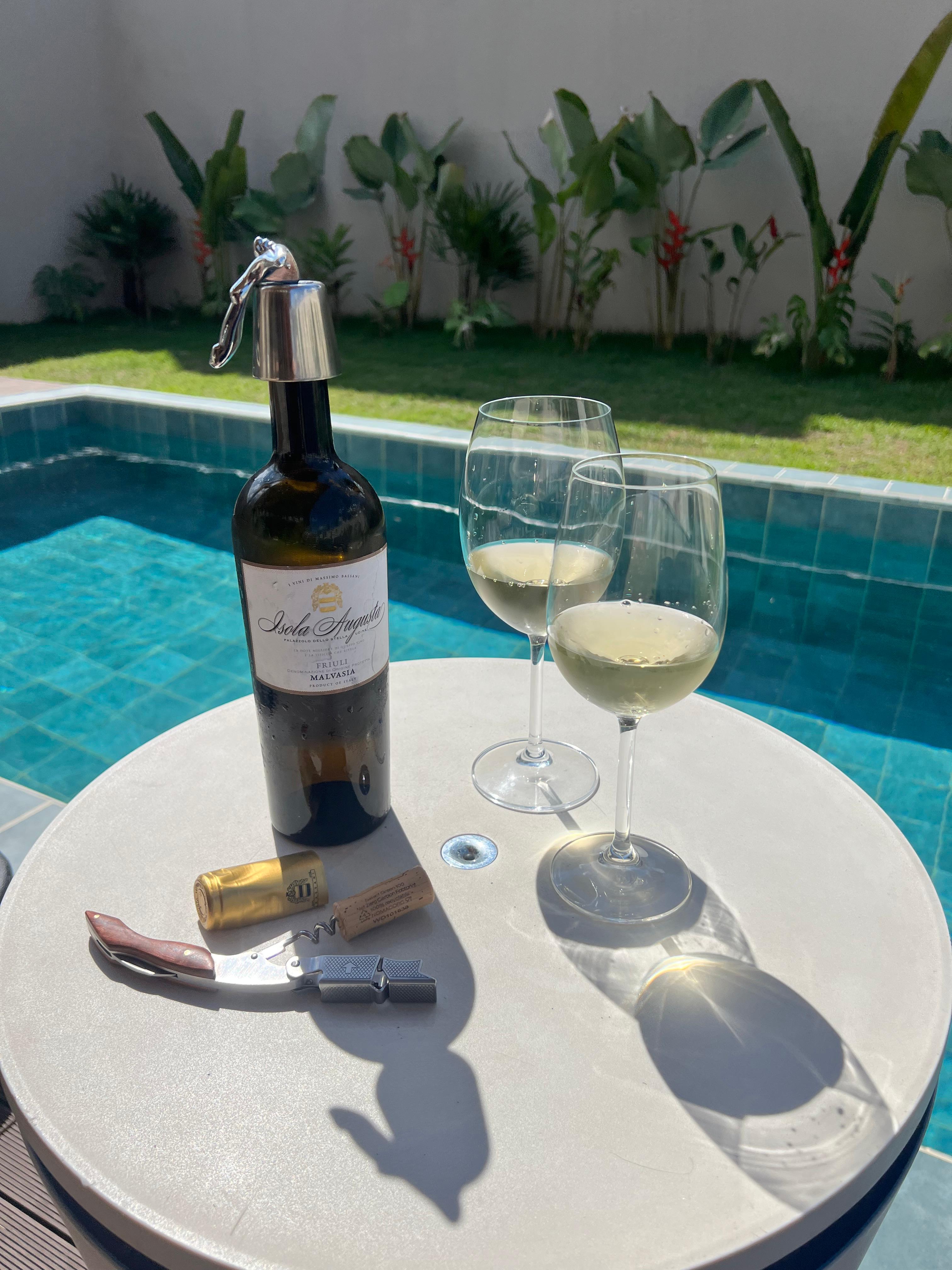 Vinho em casa.